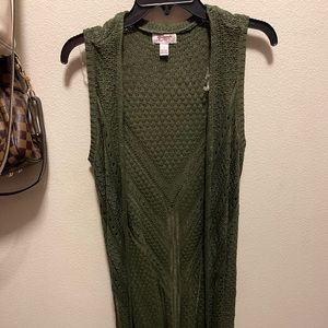 No tags but never worn. Brand new.